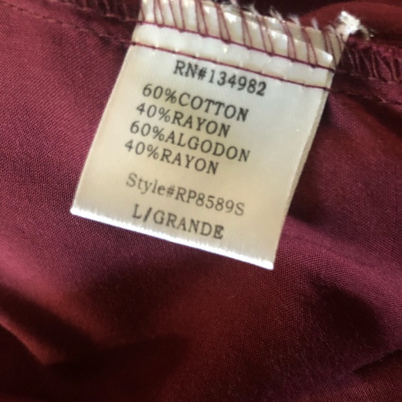 V-neck blouse - Picture 3 of 5